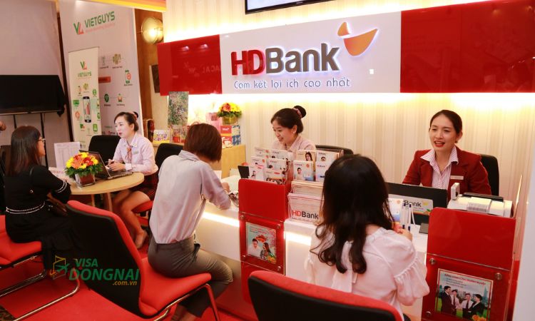 Có nên gửi tiết kiệm ngân hàng HDBank không?