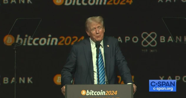 Ông Trump và cuộc "lật kèo" ngoạn mục với Bitcoin: Từ chỉ trích đến ủng hộ