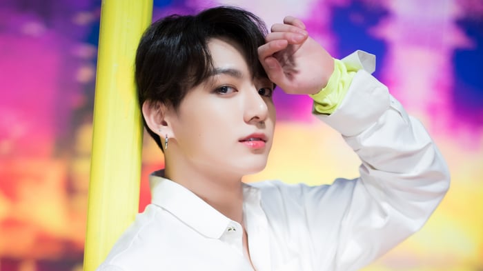 Khám phá vẻ đẹp cuốn hút trong nụ cười của Jungkook